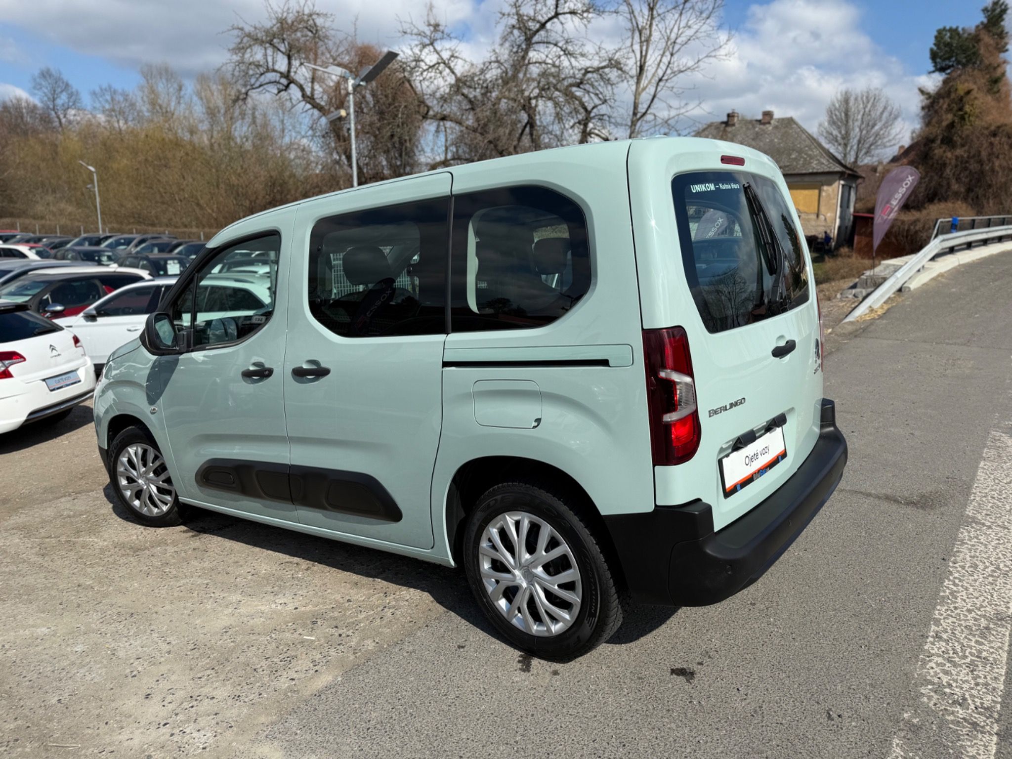 Citroën Berlingo, 1.2 PT 110k Live ČR dvoukřídl. - fotka 5