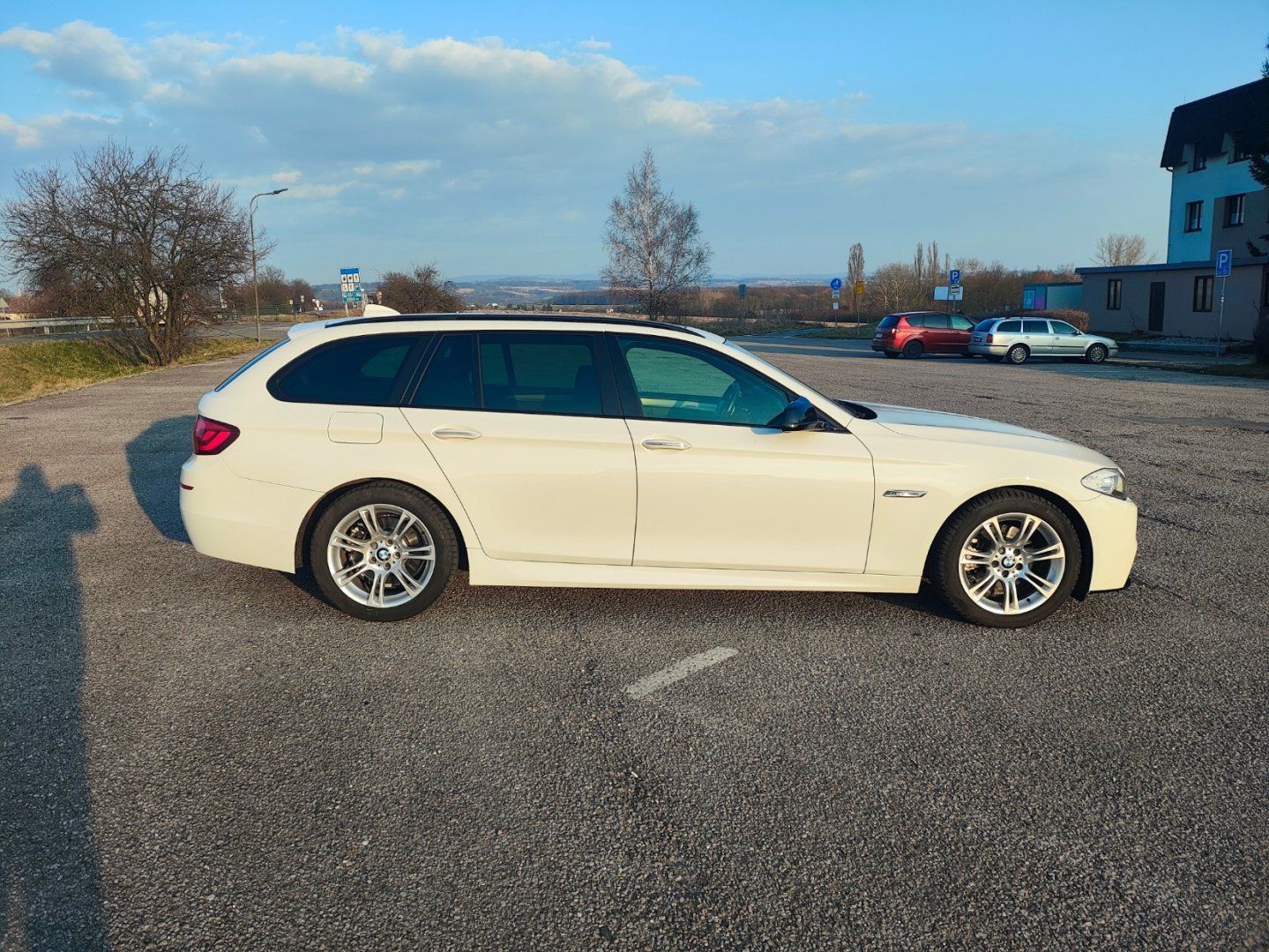 BMW Řada 5, 520D M-Packet - fotka 6