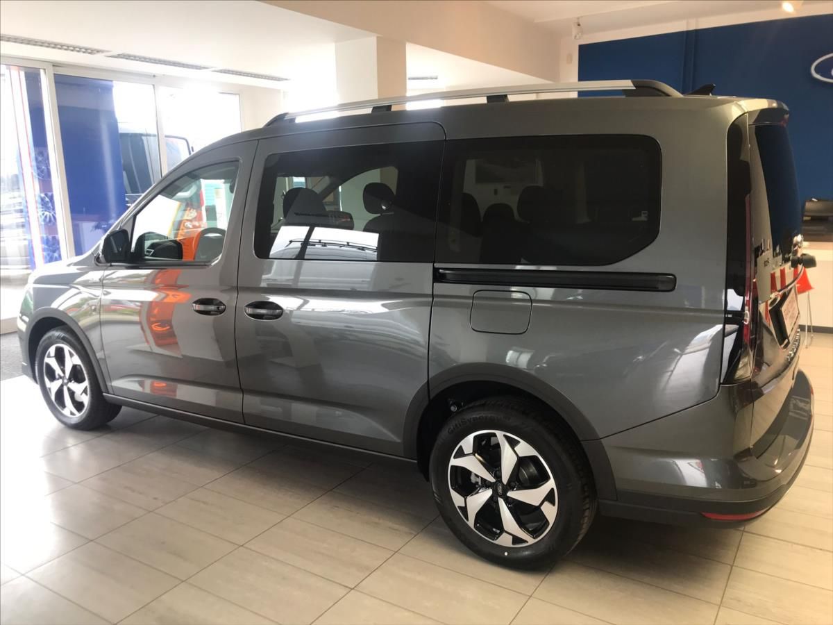 Ford Tourneo Connect, 2,0 Ecoblue  Grand Active - fotka 4