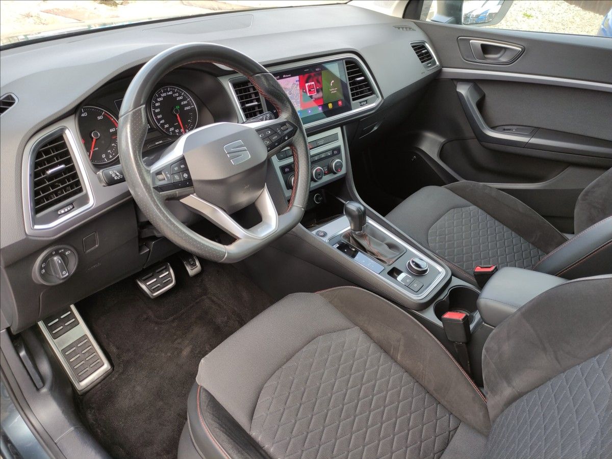 Seat Ateca, 2,0 TDi FR 4Drive *WEBASTO*TAŽ - fotka 5