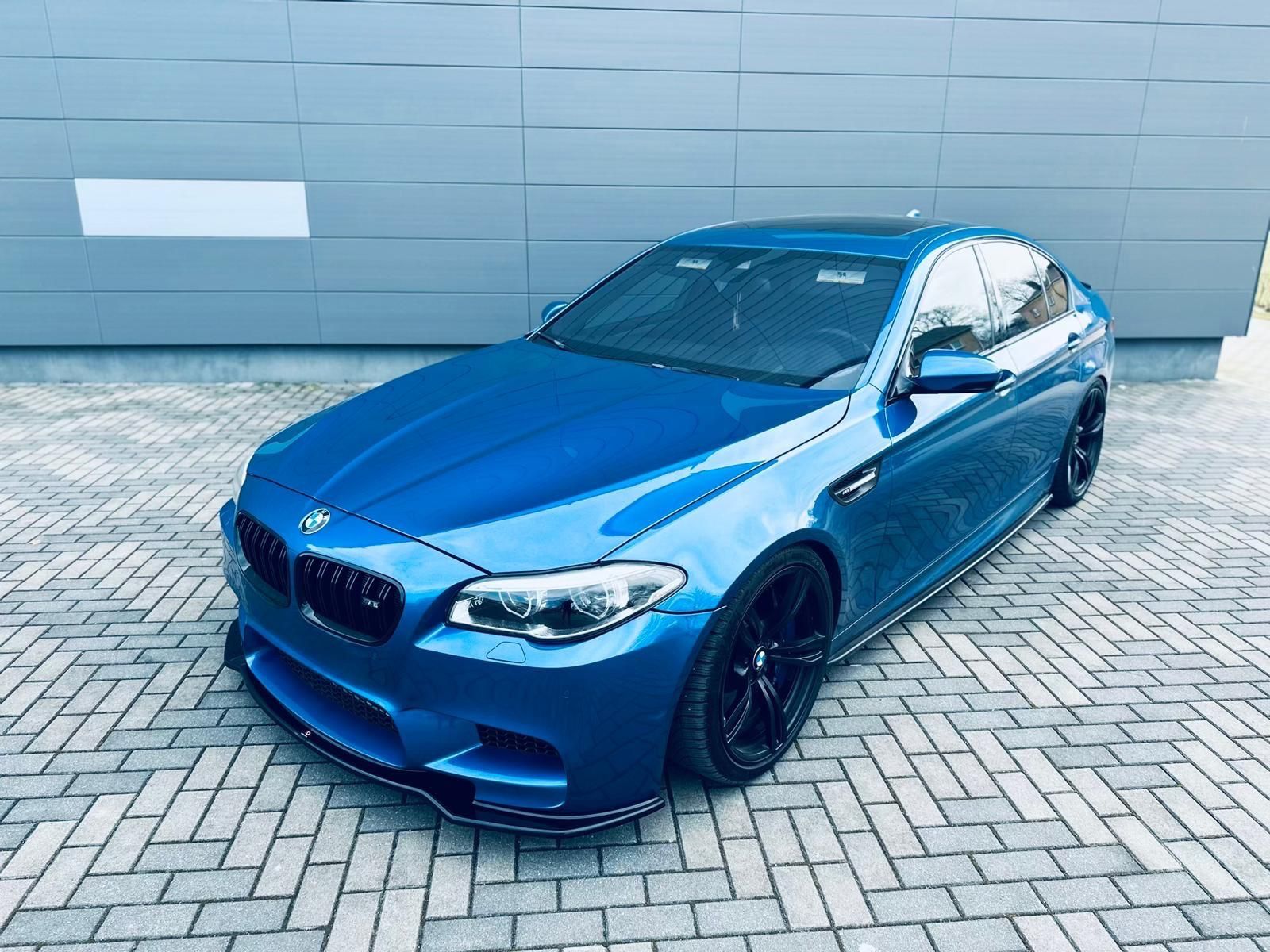 BMW M5, 4.4L Monte Carlo Blue H&R Top - fotka 2