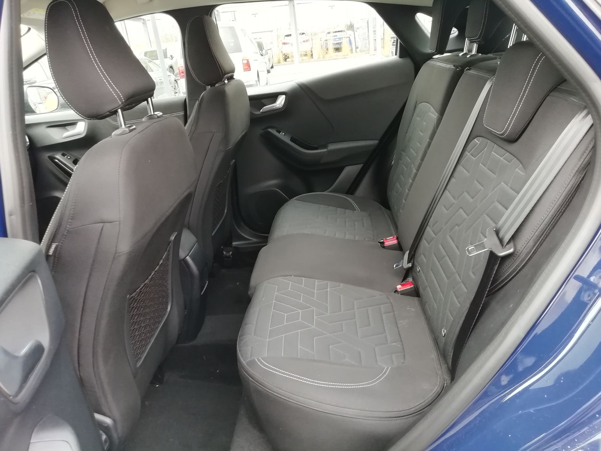 Ford Puma, Titanium 1,0 ECB 92 kW - fotka 6