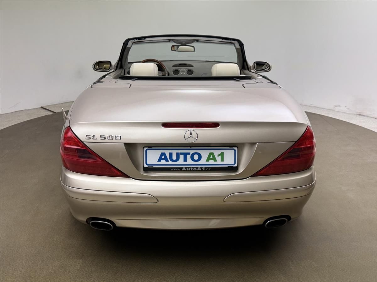 Mercedes-Benz SL, 5,0 500 V8 225kW AT KŮŽE - fotka 5