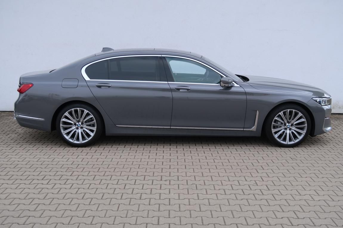 BMW Řada 7, 730Ld xDrive - fotka 5