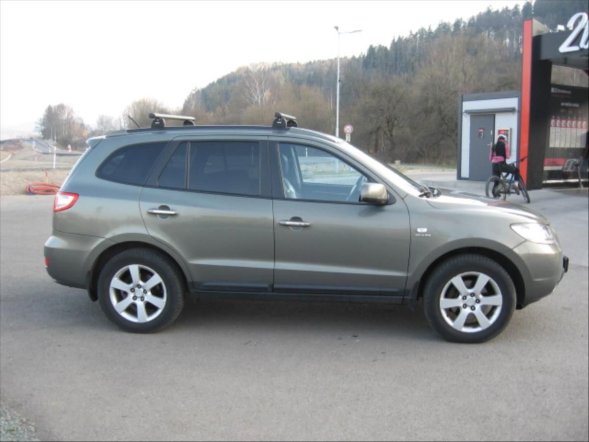 Hyundai Santa Fe, 2,2 Automat - fotka 4