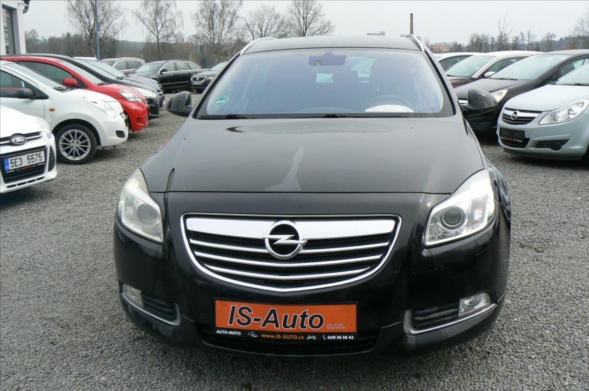 Opel Insignia, 2,8 V6  4x4 Combi AUTOMAT - fotka 3