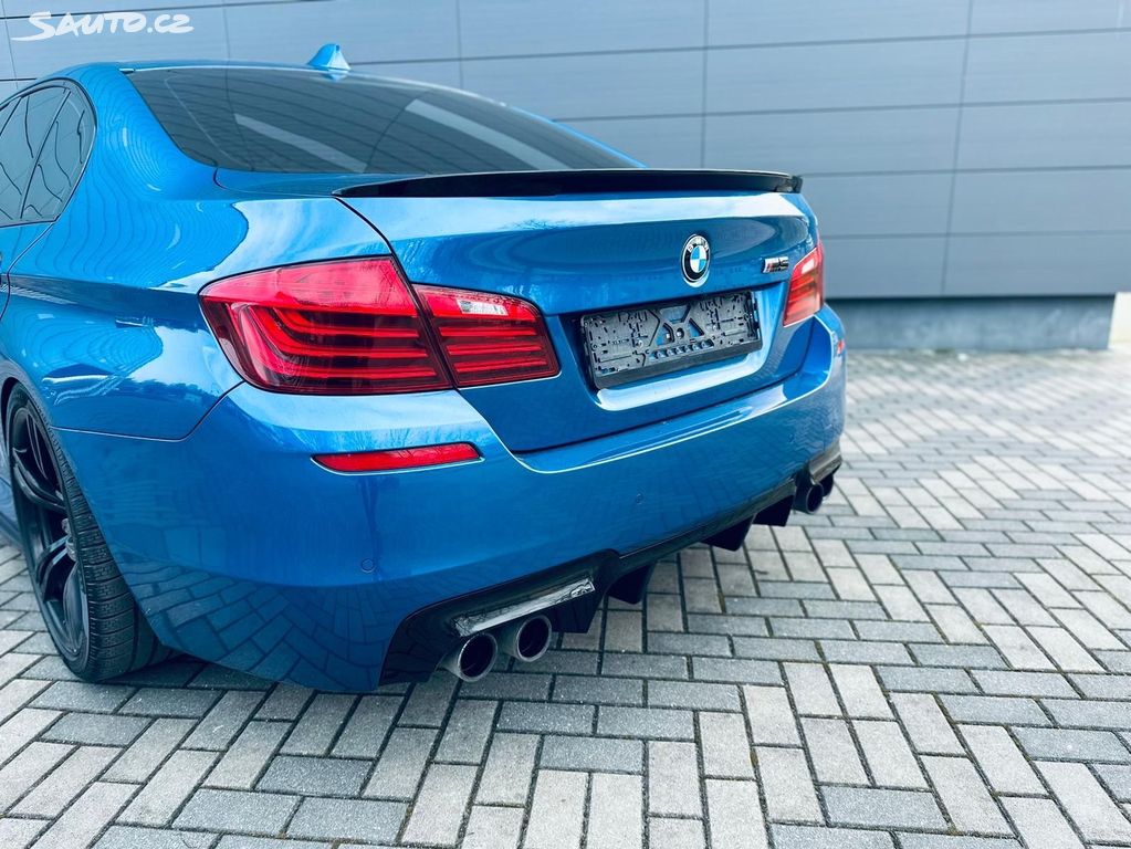 BMW M5 4.4L Monte Carlo Blue H&R Top | Sauto.cz