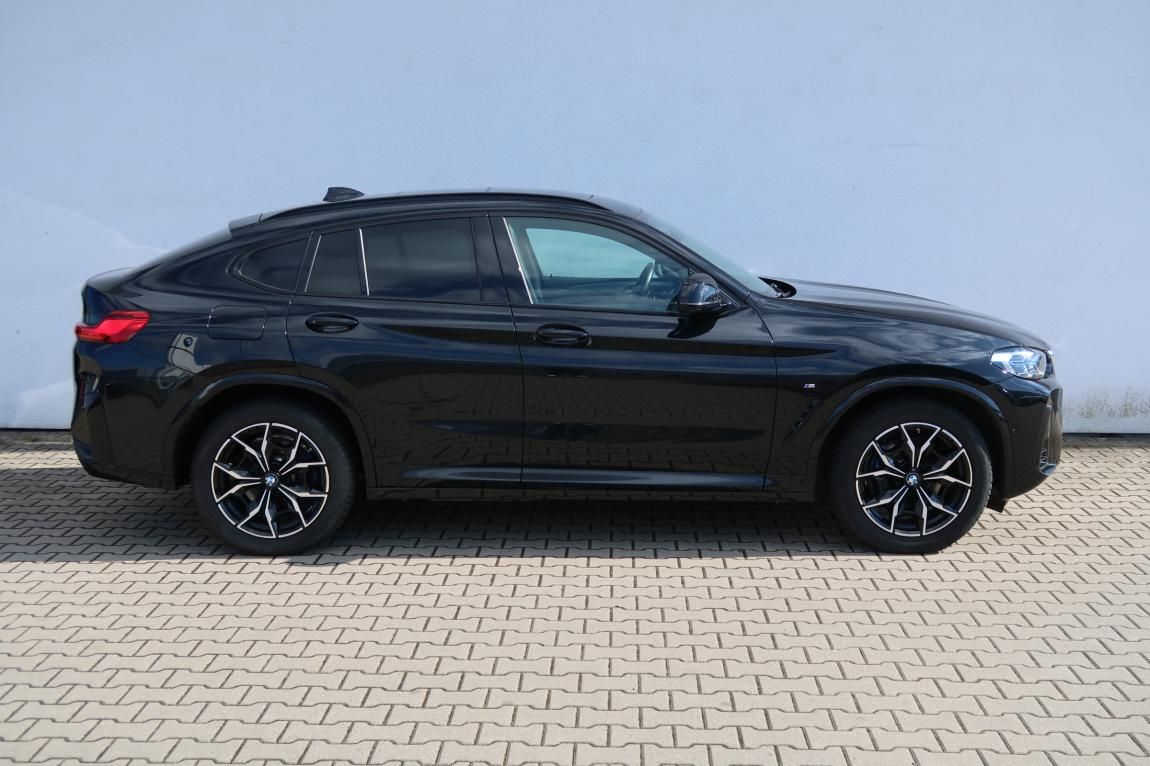 BMW X4, M40d - fotka 5