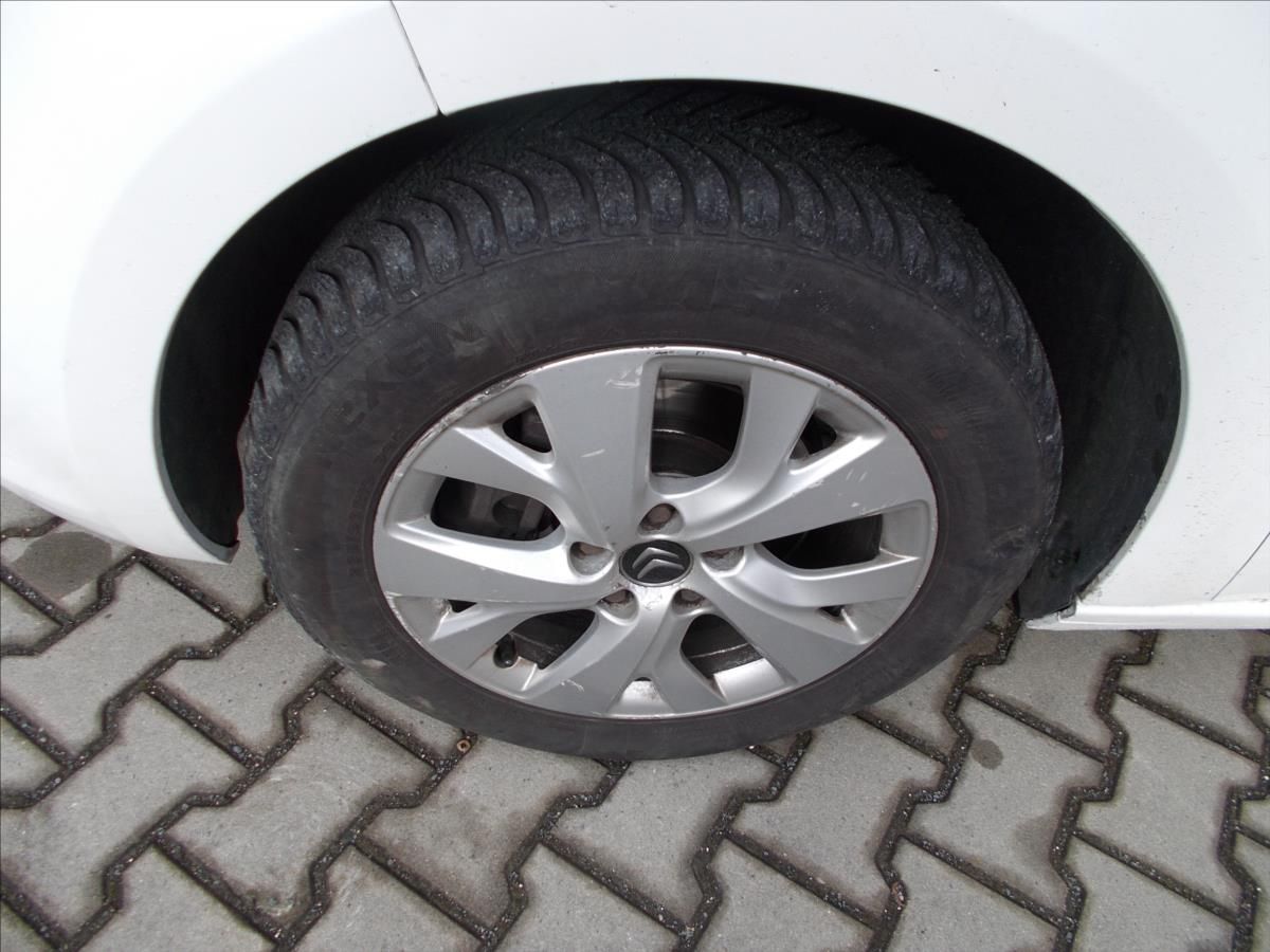 Citroën C4 Picasso, 1,6 e-HDi DPH AT 115 Exclusive - fotka 6