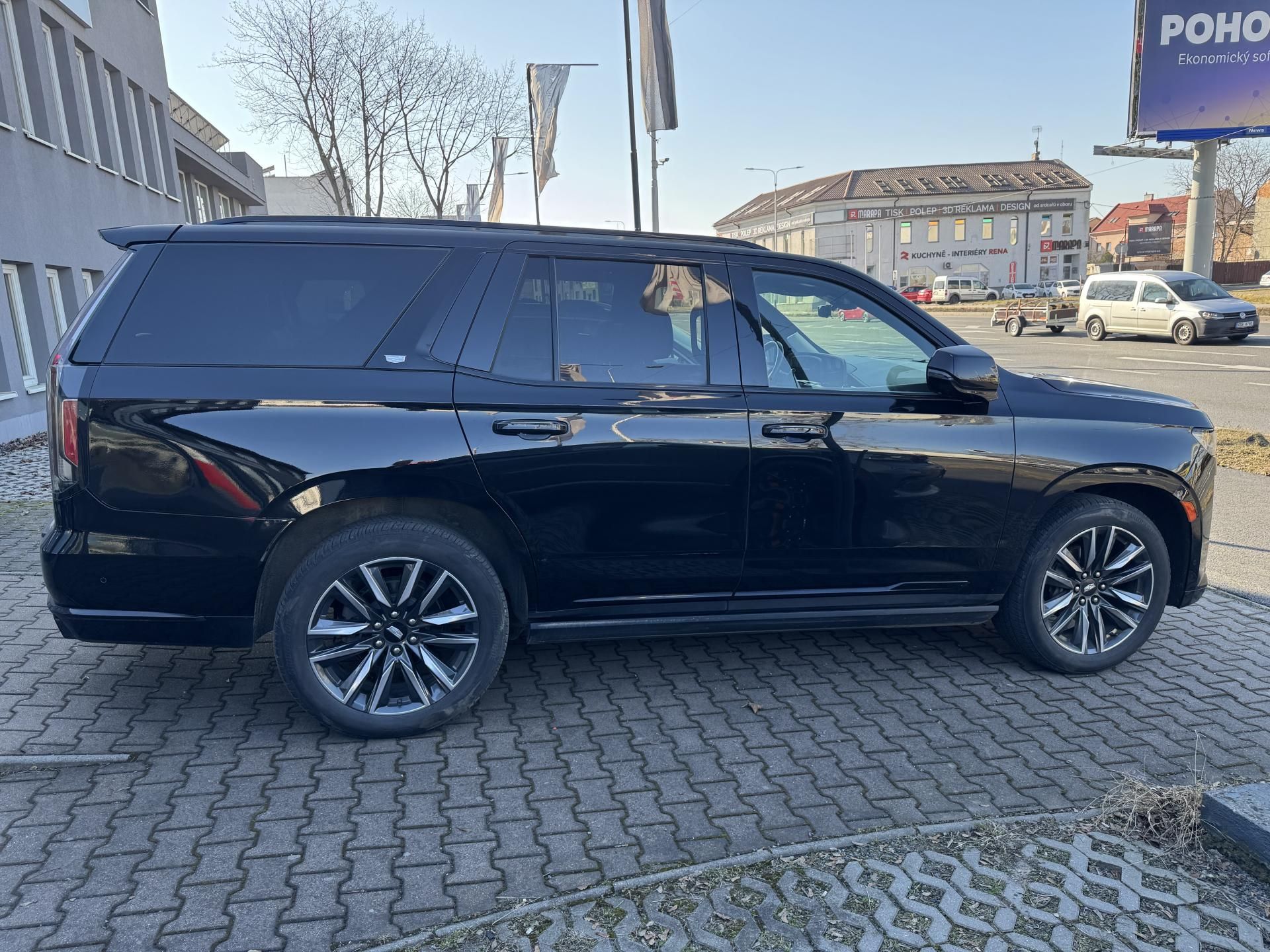 Cadillac Escalade, 6,2 Sport Platinum MAX VÝBAVA! - fotka 6