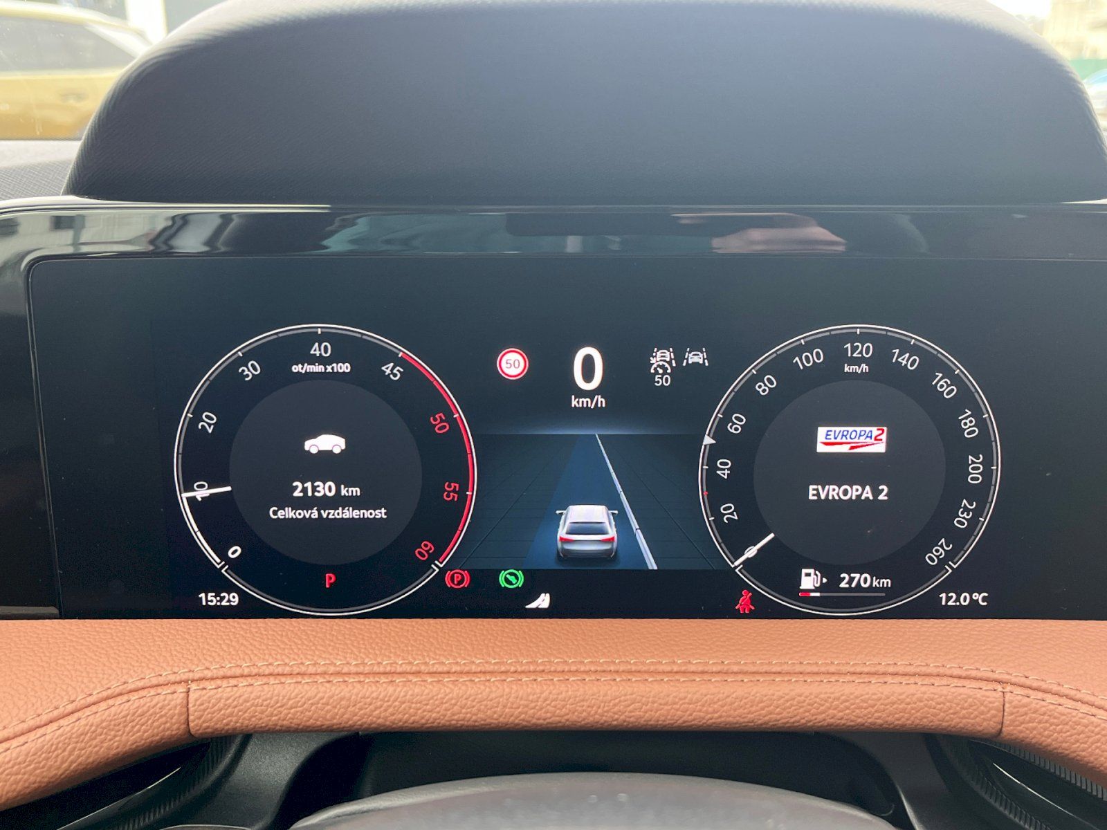 Škoda Superb, 2.0 TDI 110kW L&K Combi DSG - fotka 6