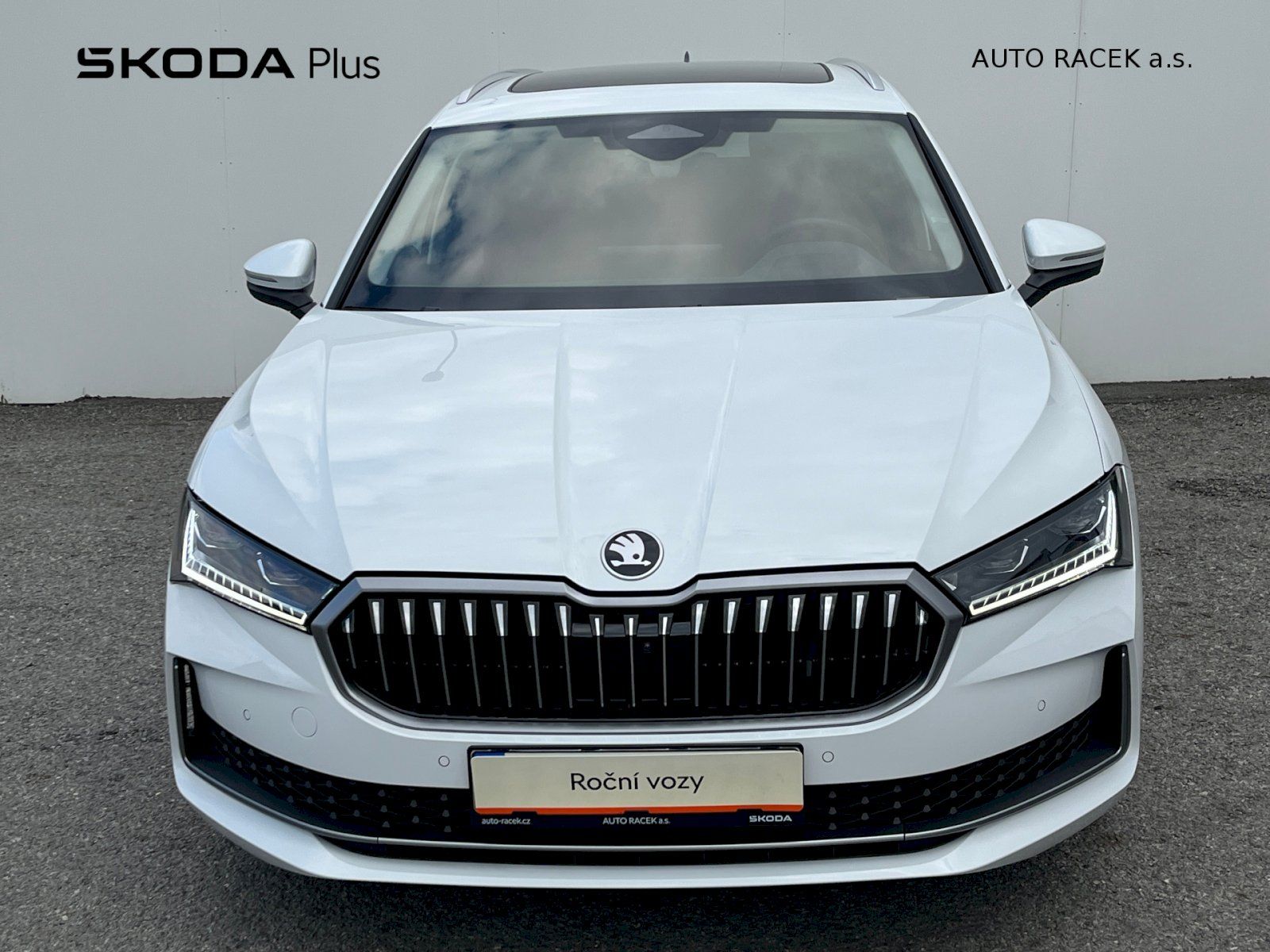 Škoda Superb, 2.0 TDI 110kW L&K Combi DSG - fotka 4