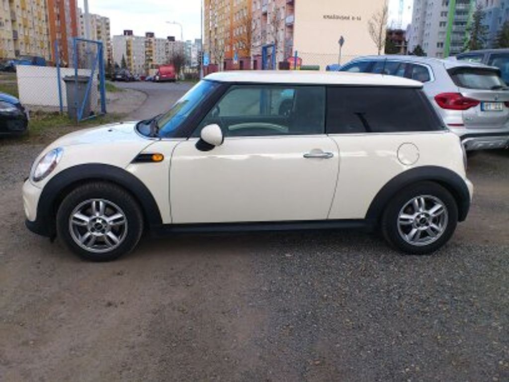 Mini One, COOPER 1.6 ONE D - fotka 2