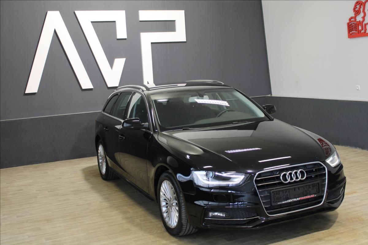 Audi A4, 2,0TDI*Manuál*LED*PDC*Navi - fotka 6