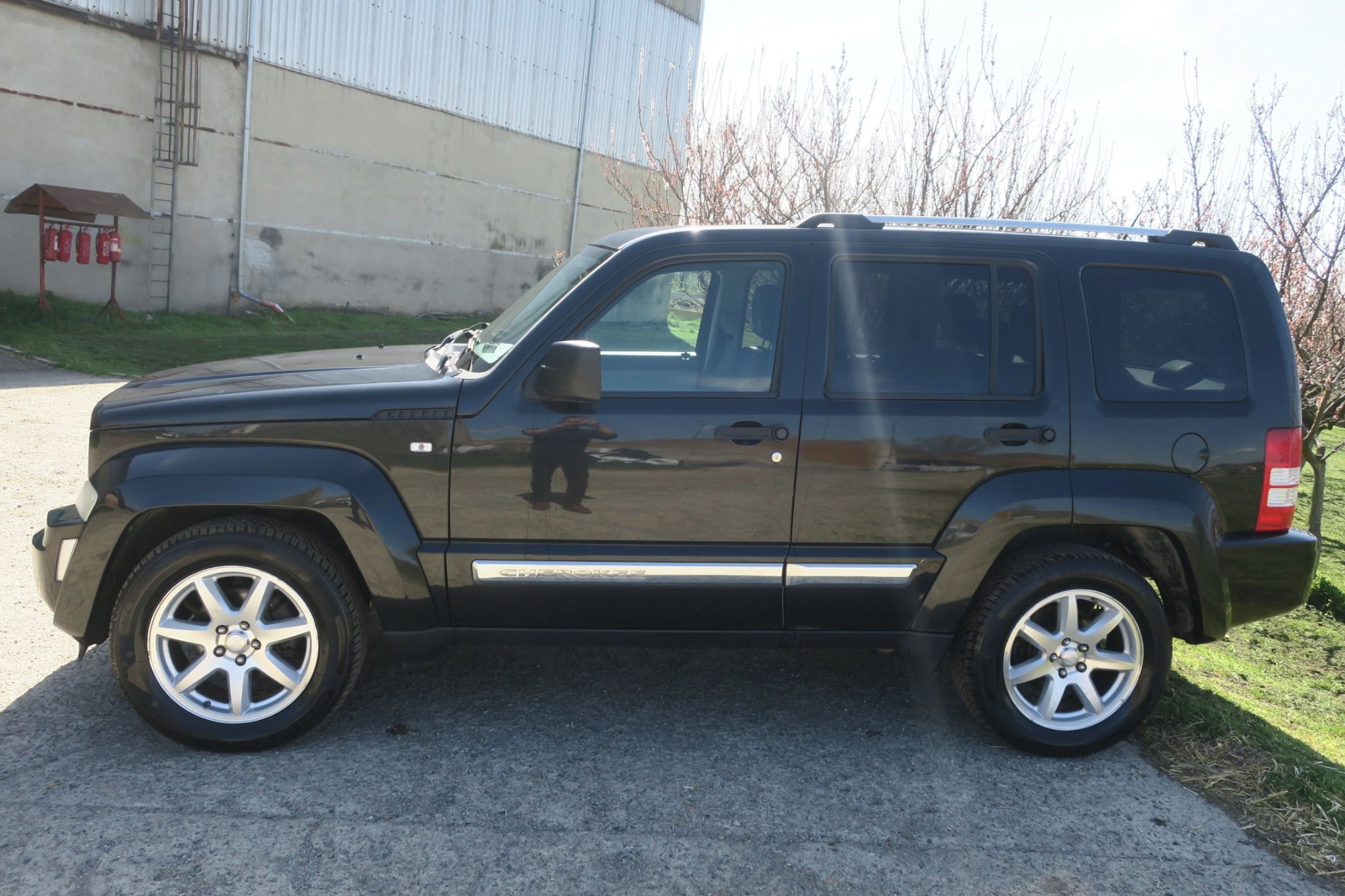 Jeep Cherokee, 2.8 CRDi LIMITED, BEZ KOROZE - fotka 3
