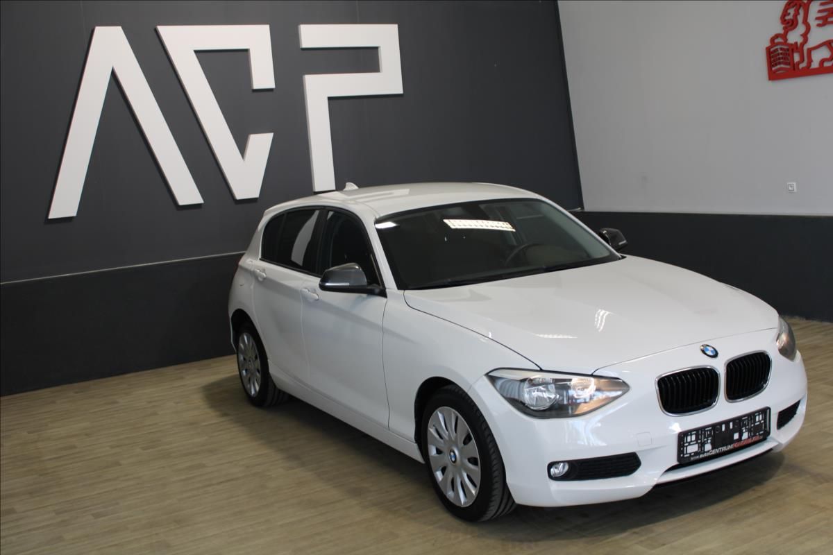 BMW Řada 1, 118d*Manuál*Sport*Digiklima* - fotka 4