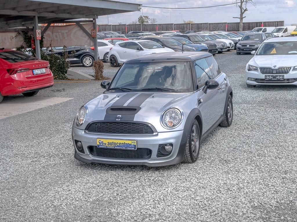 Mini Cooper, 1.6i 16V 88KW DIGI – V ZÁRUCE