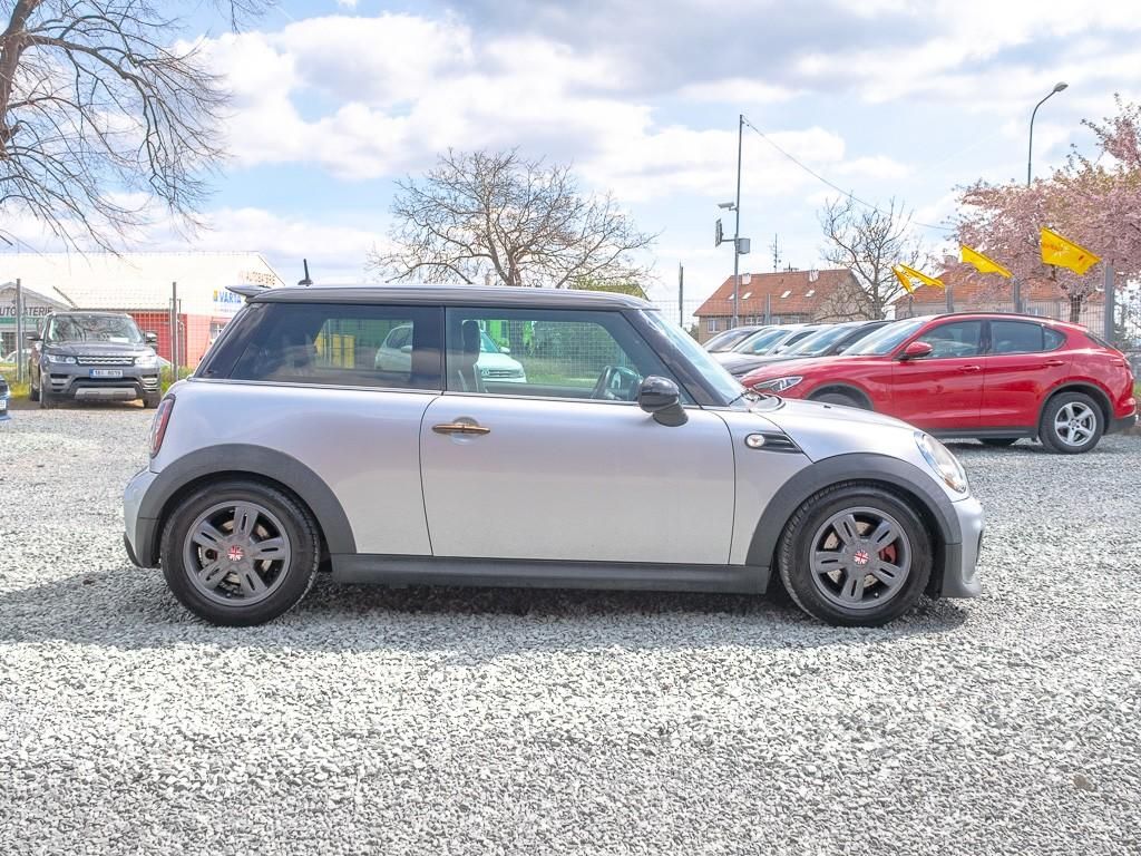 Mini Cooper, 1.6i 16V 88KW DIGI – V ZÁRUCE - fotka 4