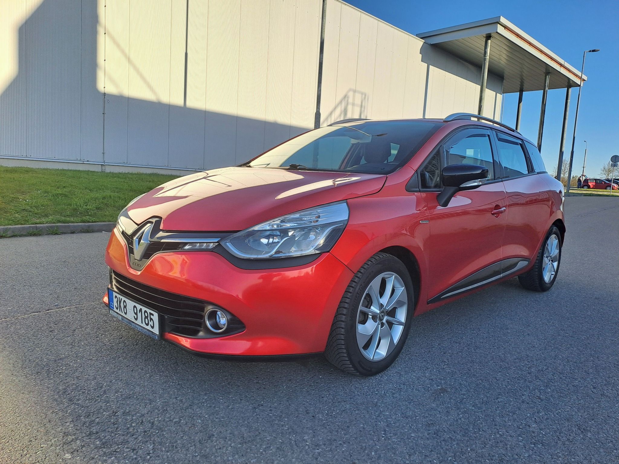 Renault Clio, 1.2i ČR 2.MAJ,LIMITED,CELOROK! - fotka 3