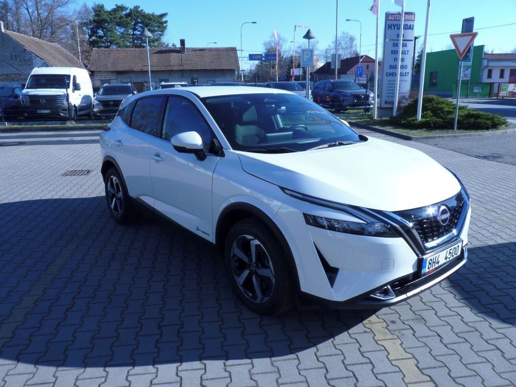 Nissan Qashqai, 1.5i 190PS E-Pow N-Conn ČR 1.M