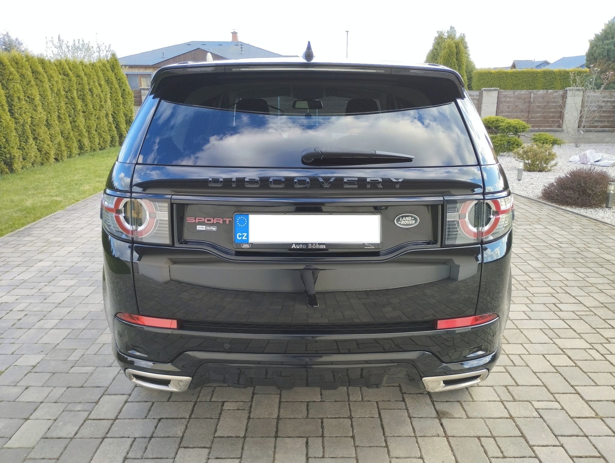 Land Rover Discovery Sport, 2.0 D 4WD R-DYNAMIC - fotka 6