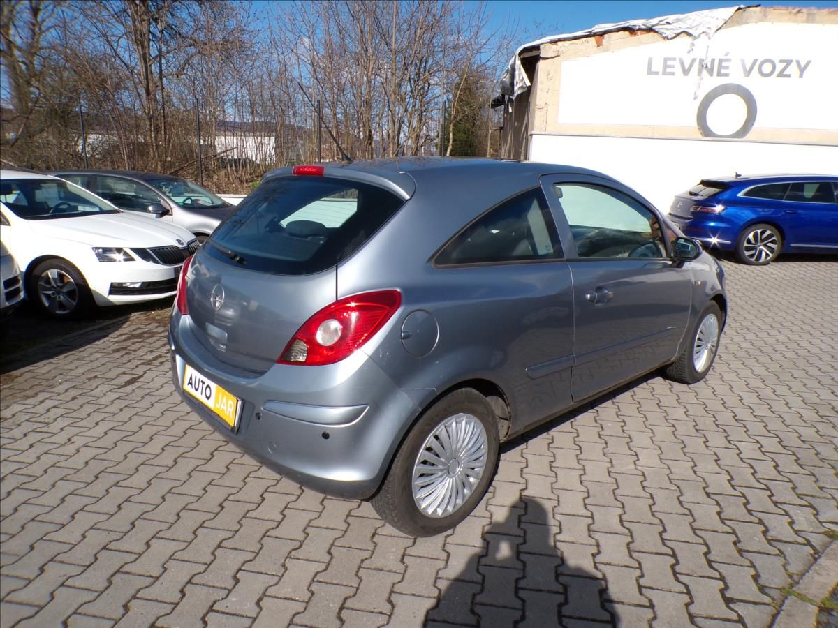 Opel Corsa, 1,2 16V - fotka 5