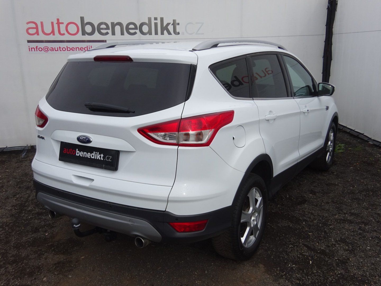 Ford Kuga, 2.0TDCi Automat 4x4 Titanium - fotka 4