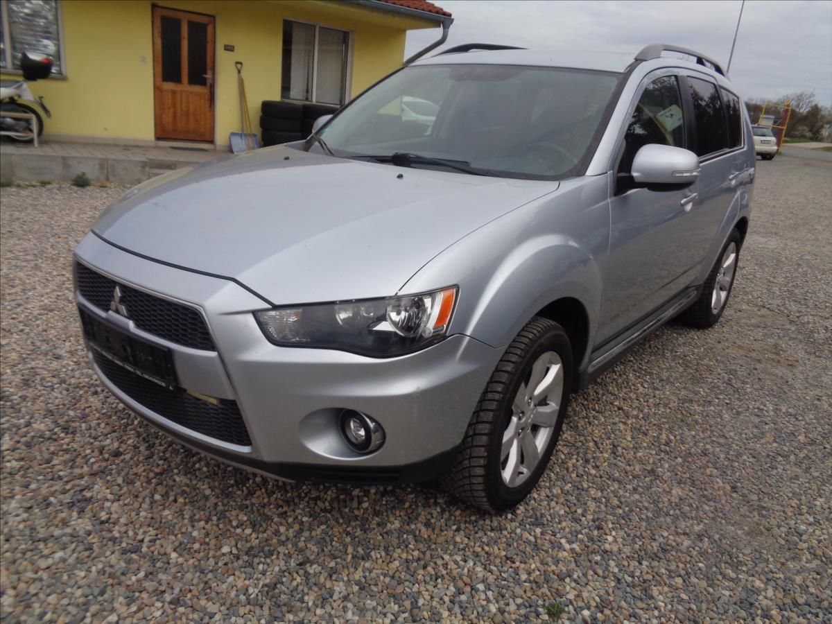 Mitsubishi Outlander, 2,2 - fotka 3