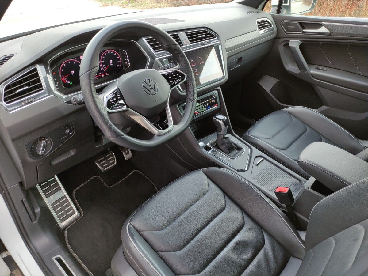 Volkswagen Tiguan, 1,5 TSi DSG R-Line *IQ LED*HUD - fotka 5