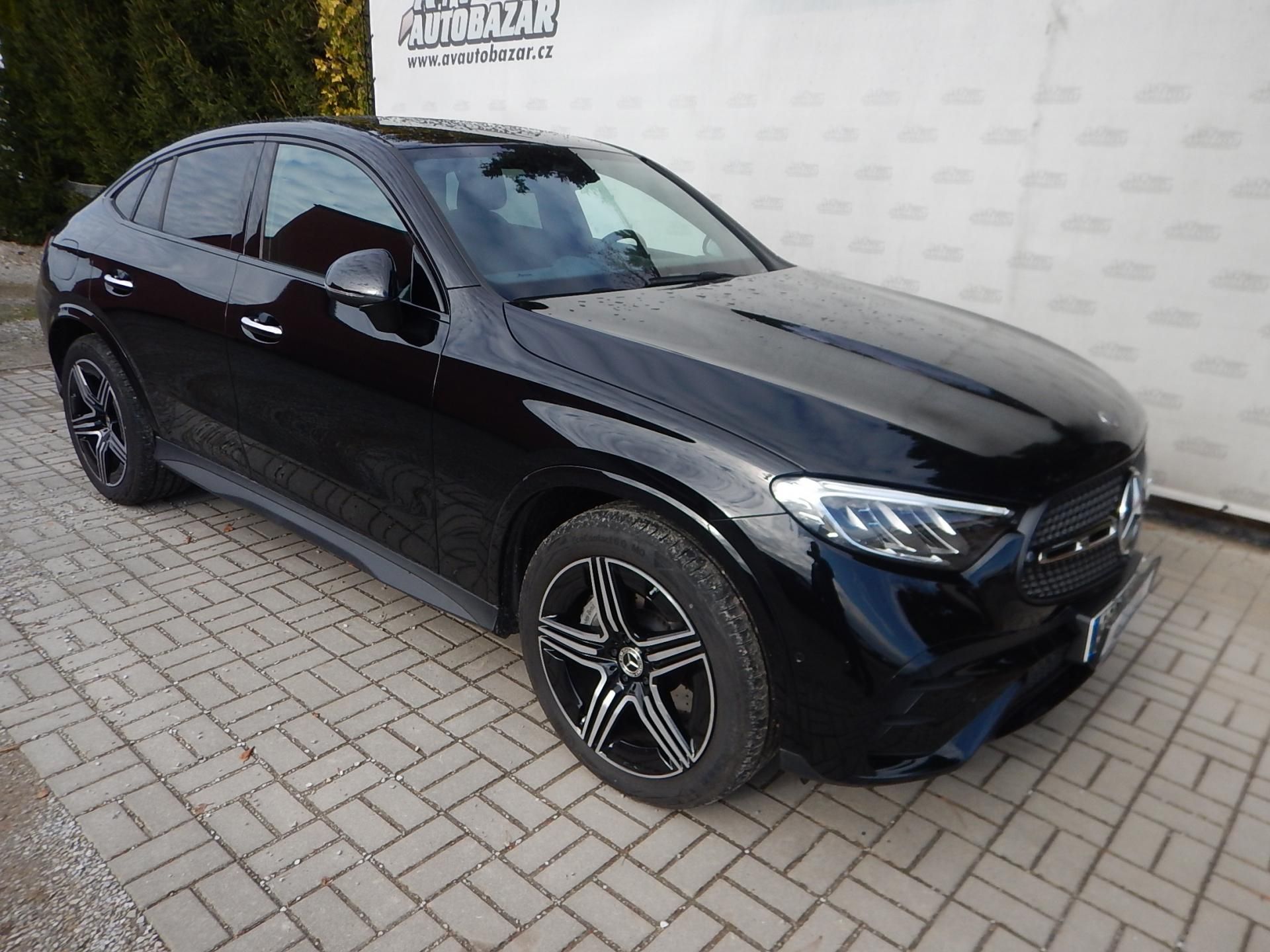 Mercedes-Benz GLC, 220 D 4MATIC, ČR - fotka 2