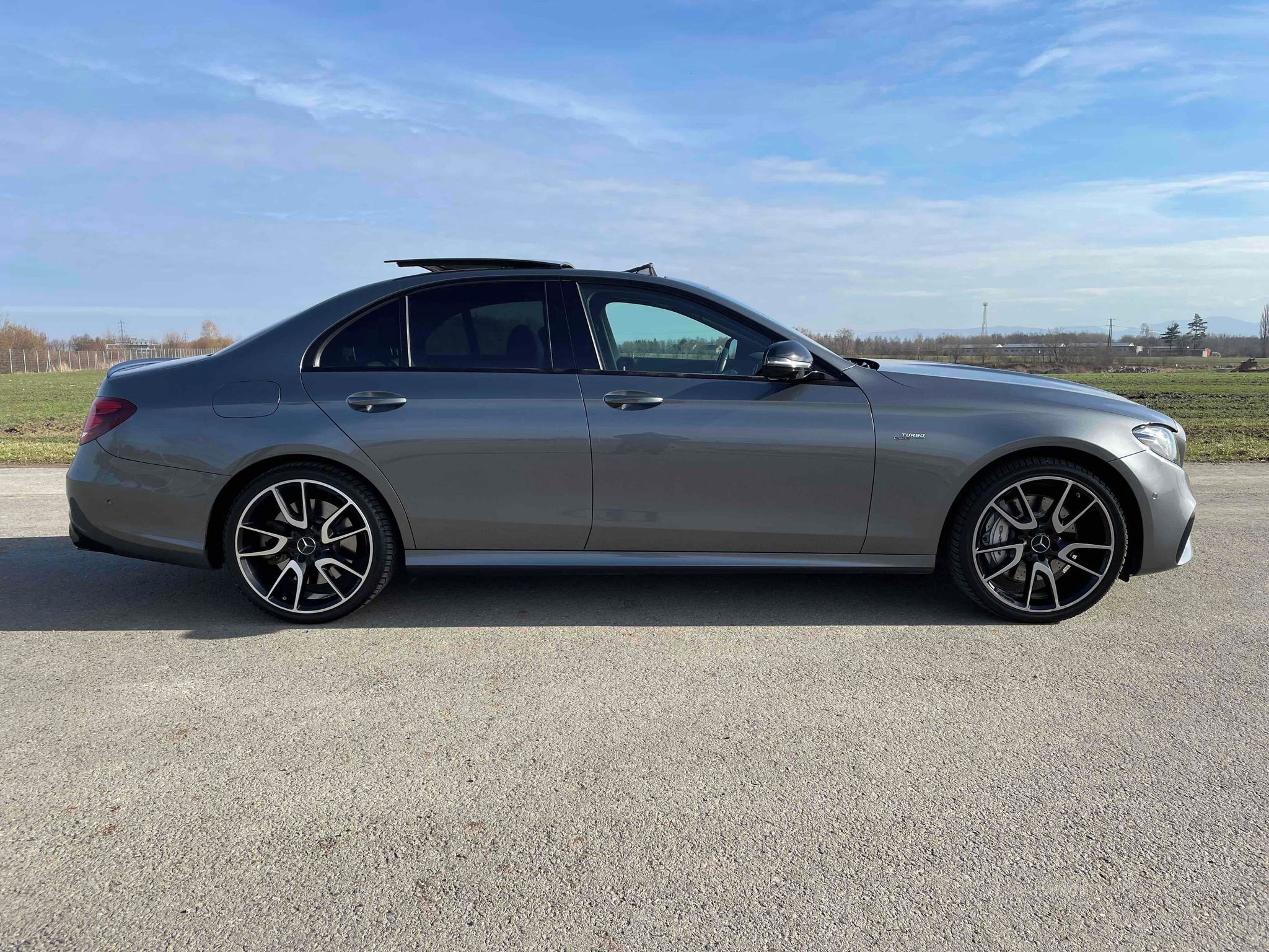 Mercedes-Benz Třídy E - fotka 6