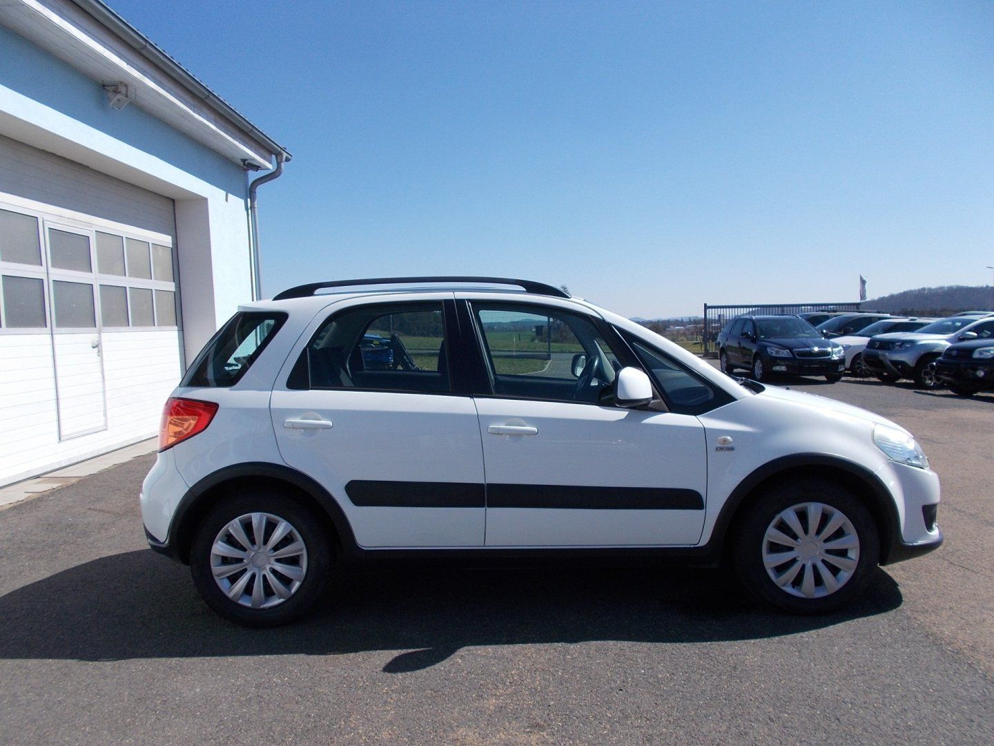 Suzuki SX4, 1.6 DDiS - fotka 4