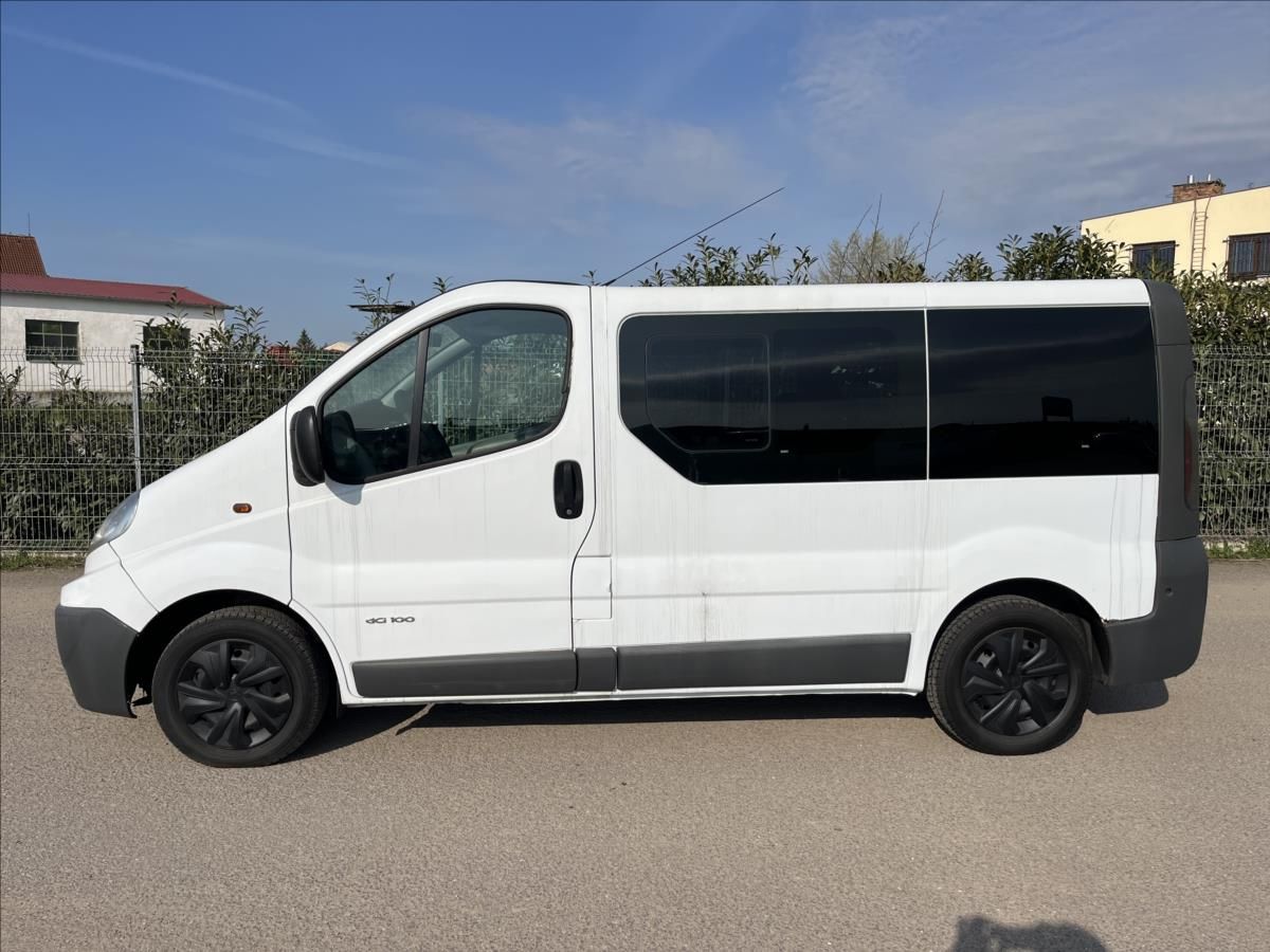 Renault Trafic, 1.9 dCi 6.MÍST STK 11/2027 - fotka 4