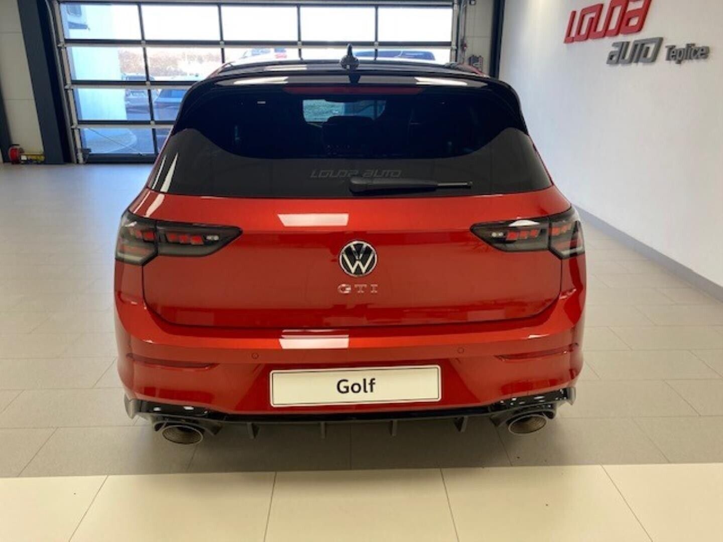 Volkswagen Golf, GTI Clubsport 2,0 TSI 7DSG 221 - fotka 4