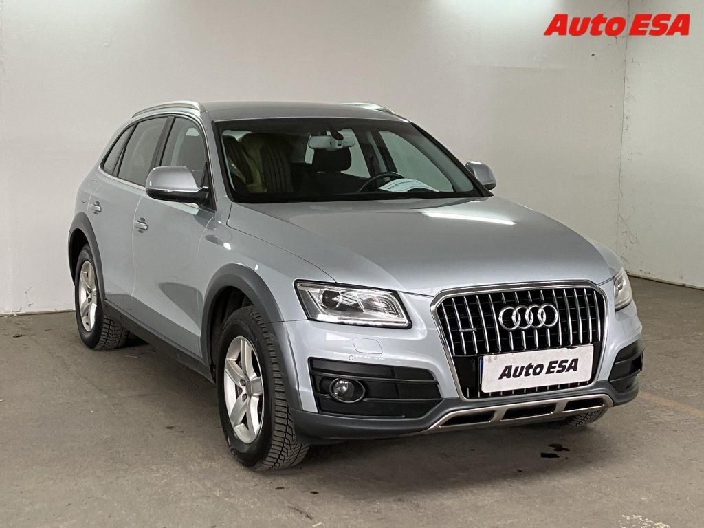 Audi Q5, 2.0TDi Quattro,ČR,AT