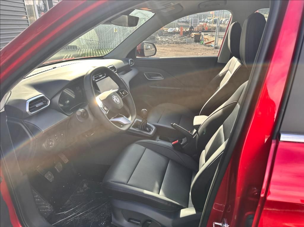 MG ZS, 1,5   5MT Elegance - fotka 6