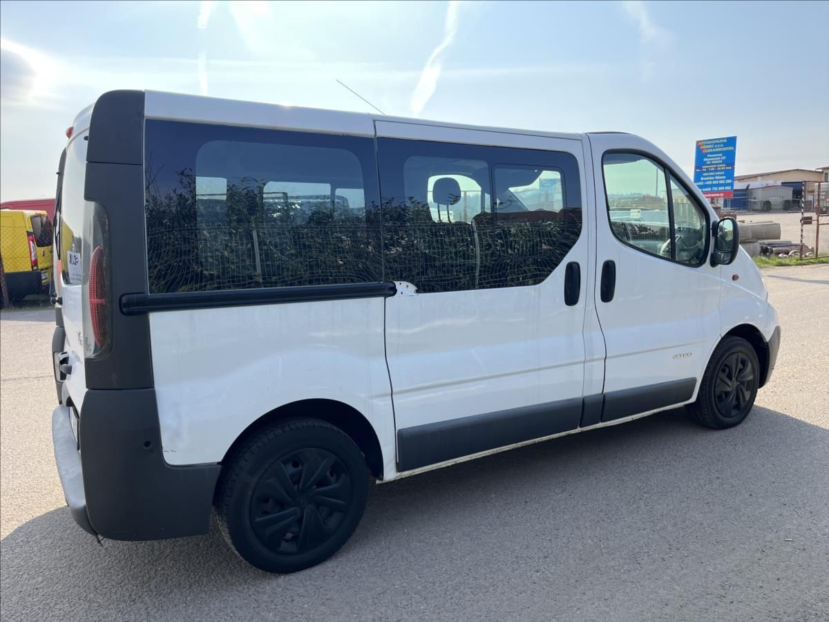 Renault Trafic, 1.9 dCi 6.MÍST STK 11/2027 - fotka 5