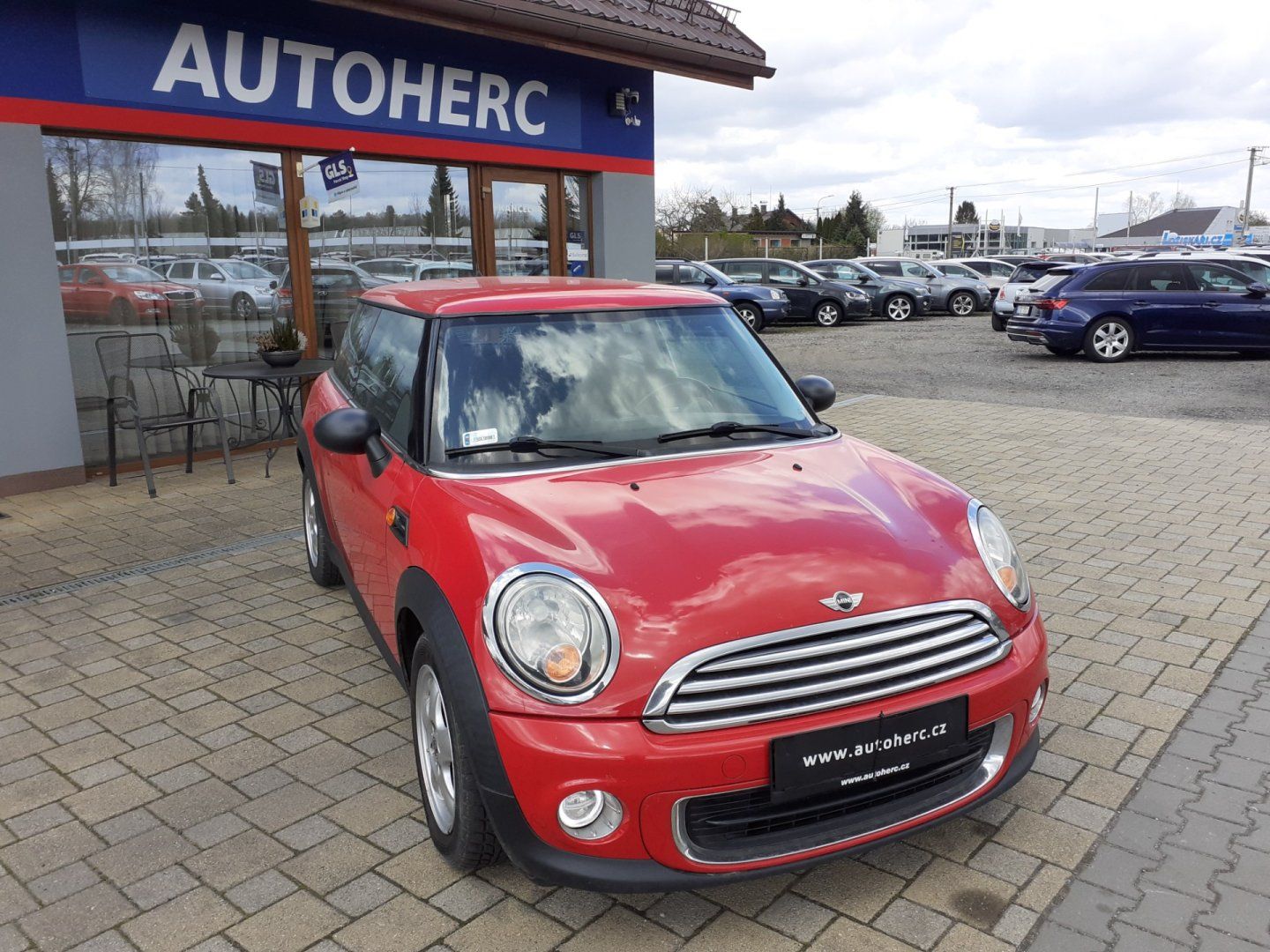 Mini One, 1.6 ONE 1.maj - fotka 2