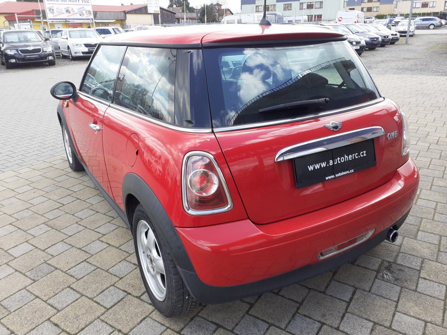 Mini One, 1.6 ONE 1.maj - fotka 5