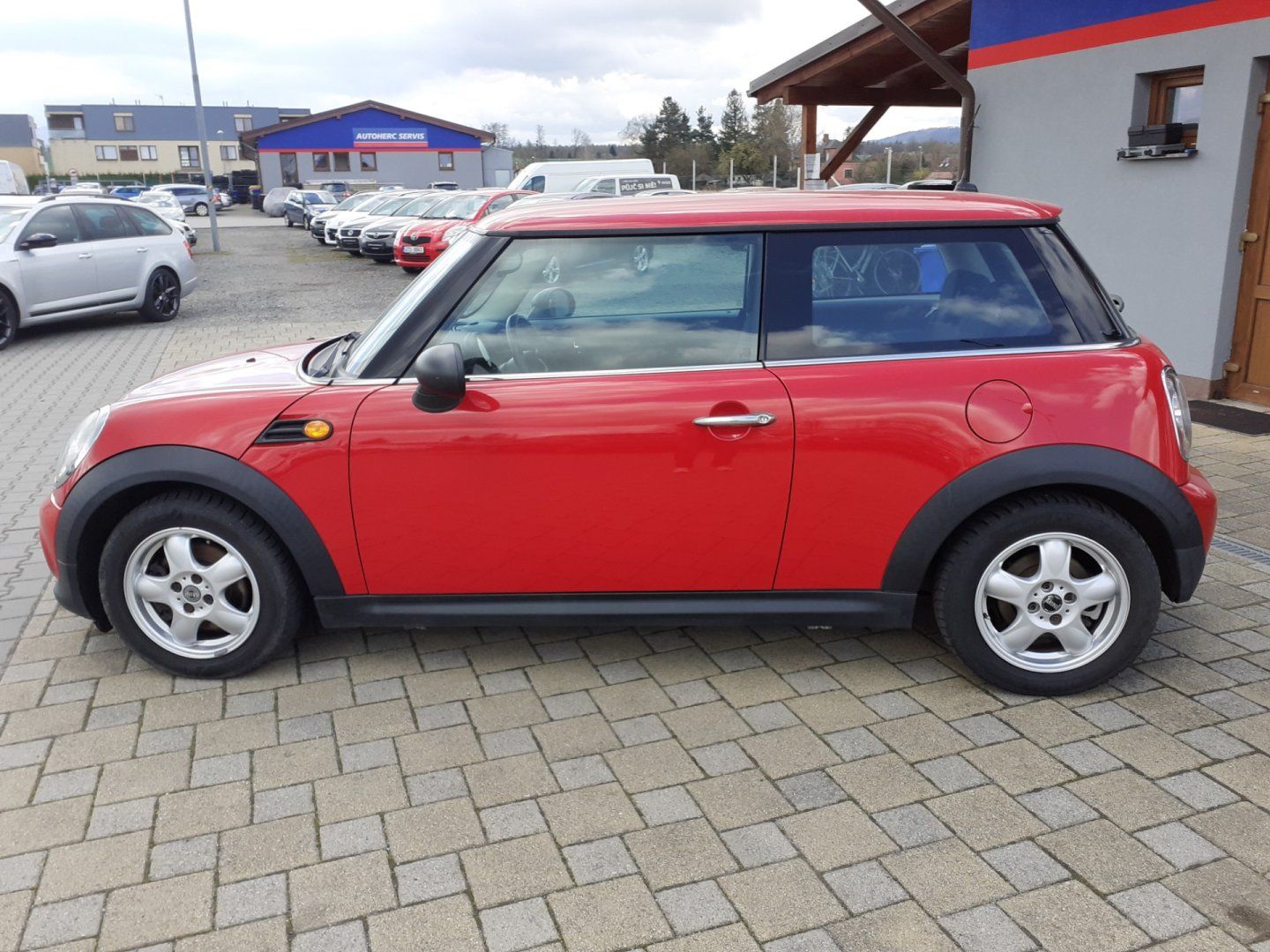Mini One, 1.6 ONE 1.maj - fotka 6