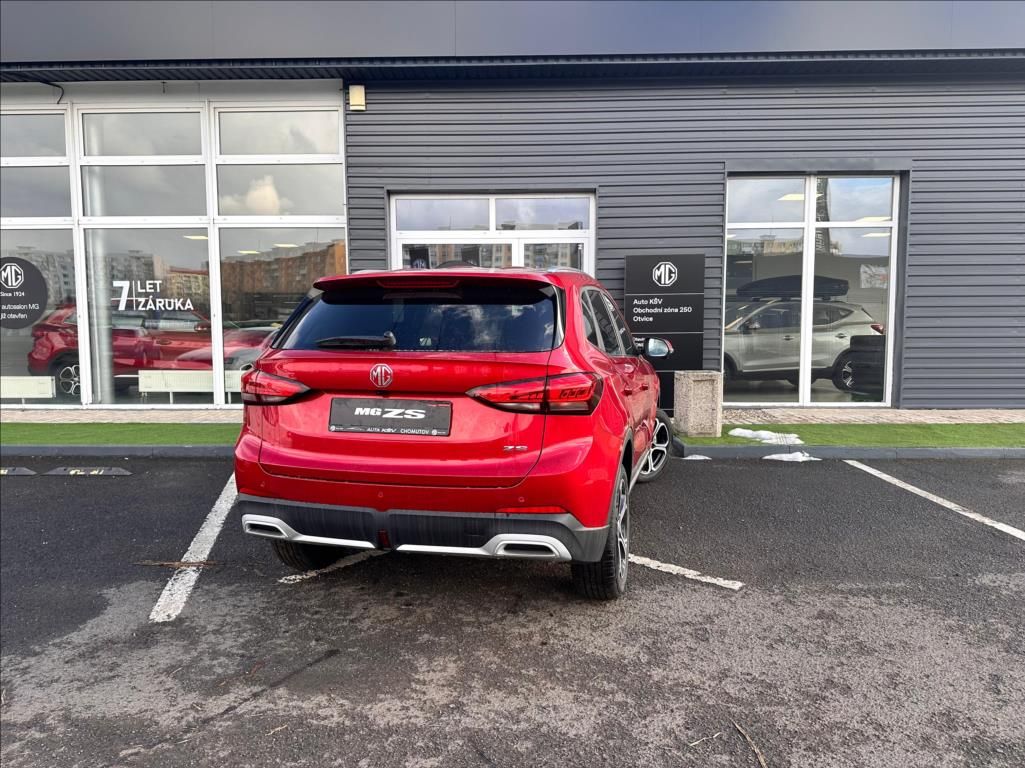 MG ZS, 1,5   5MT Elegance - fotka 4