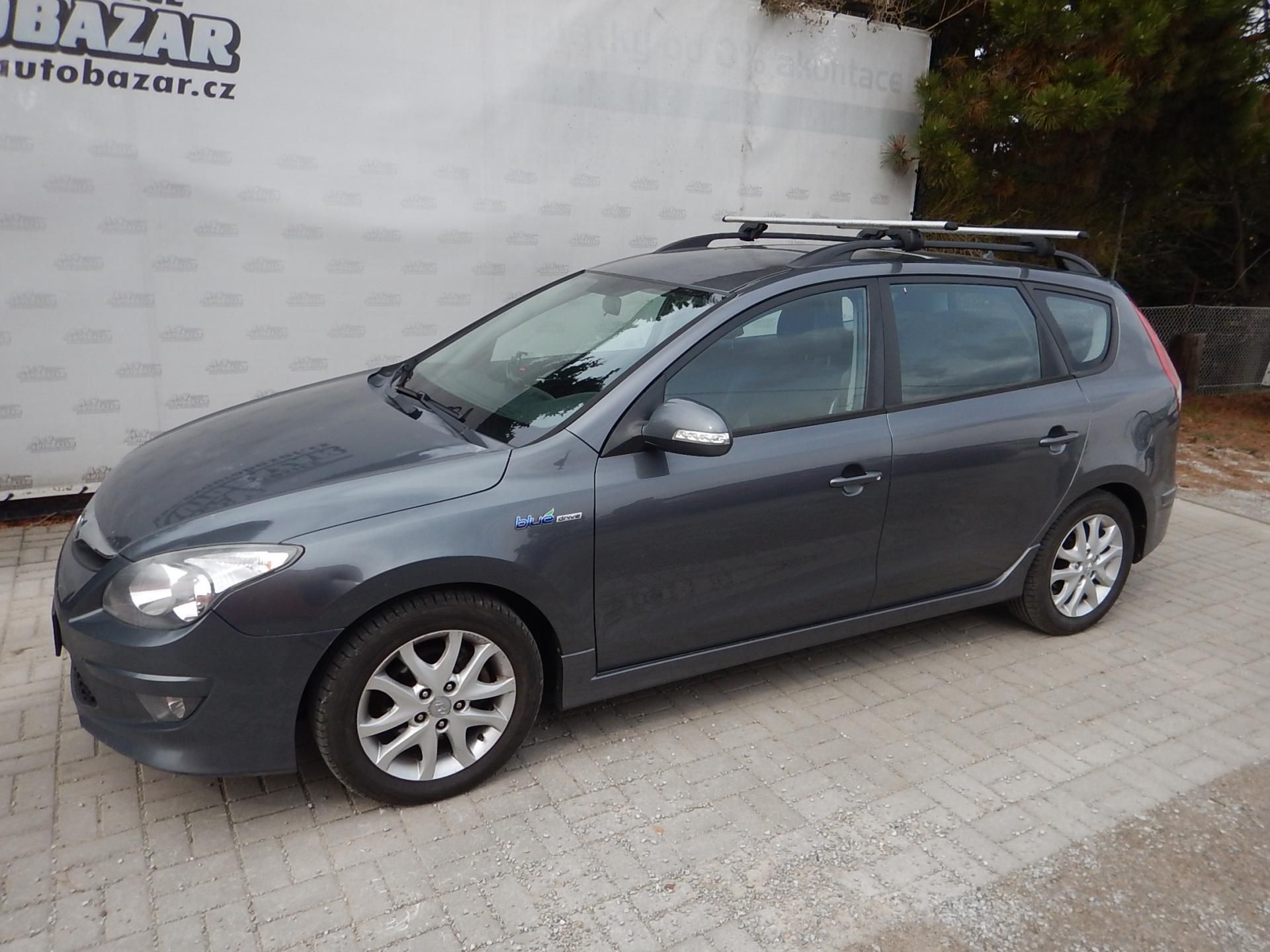 Hyundai i30, 1.6 CRdi 85kw ,nová STK - fotka 2