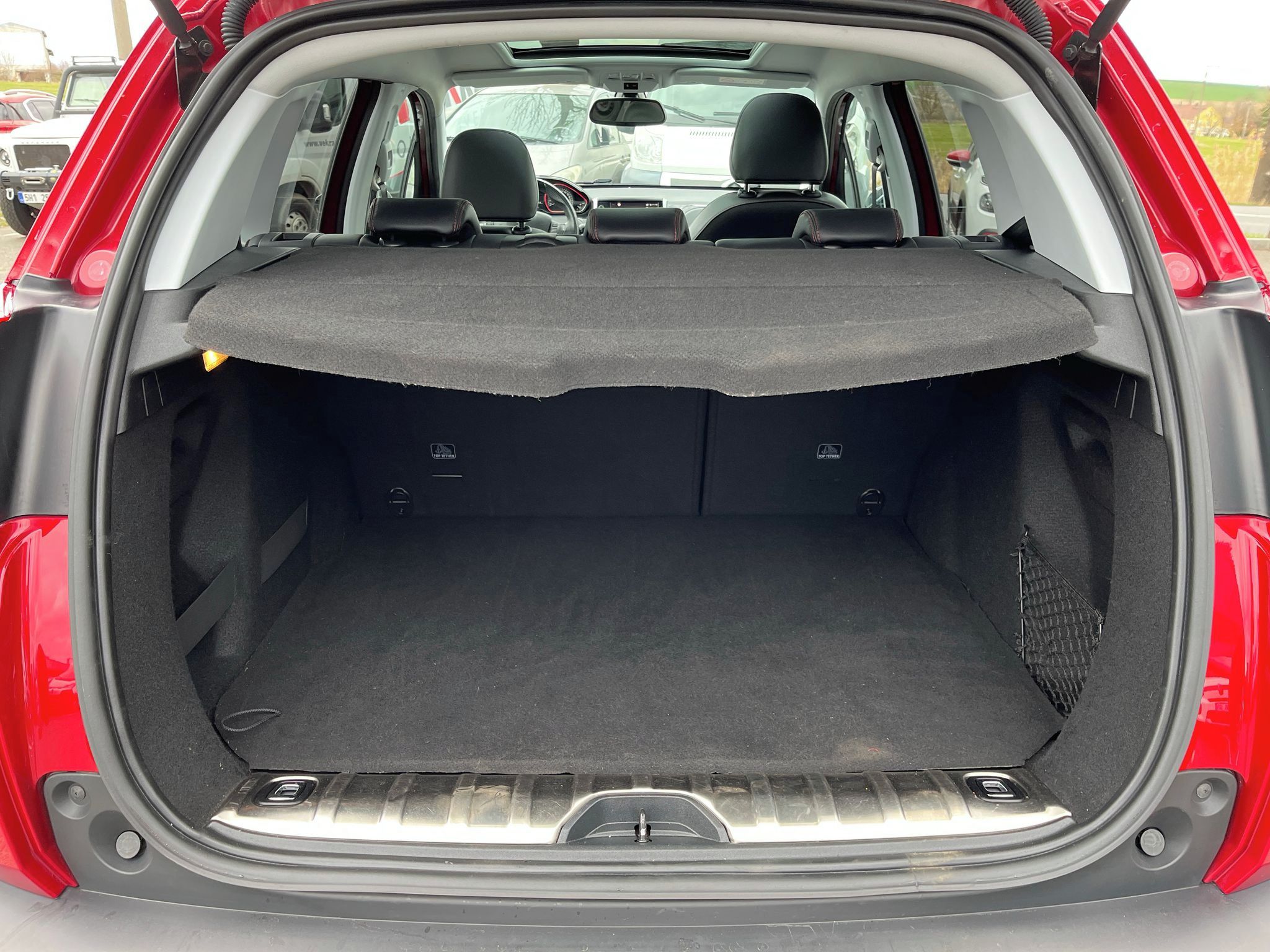 Peugeot 2008, 1.2 130k GT LINE ZÁRUKA SERVIS - fotka 6