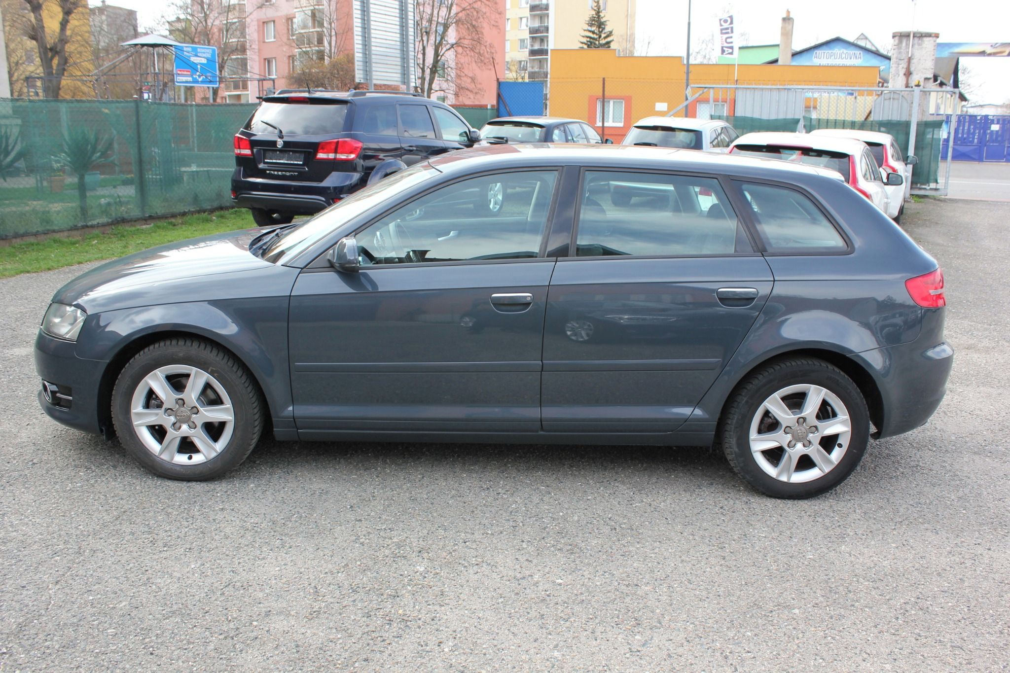 Audi A3, 1.6 TDI, 66 kW, SPORTBACK - fotka 4