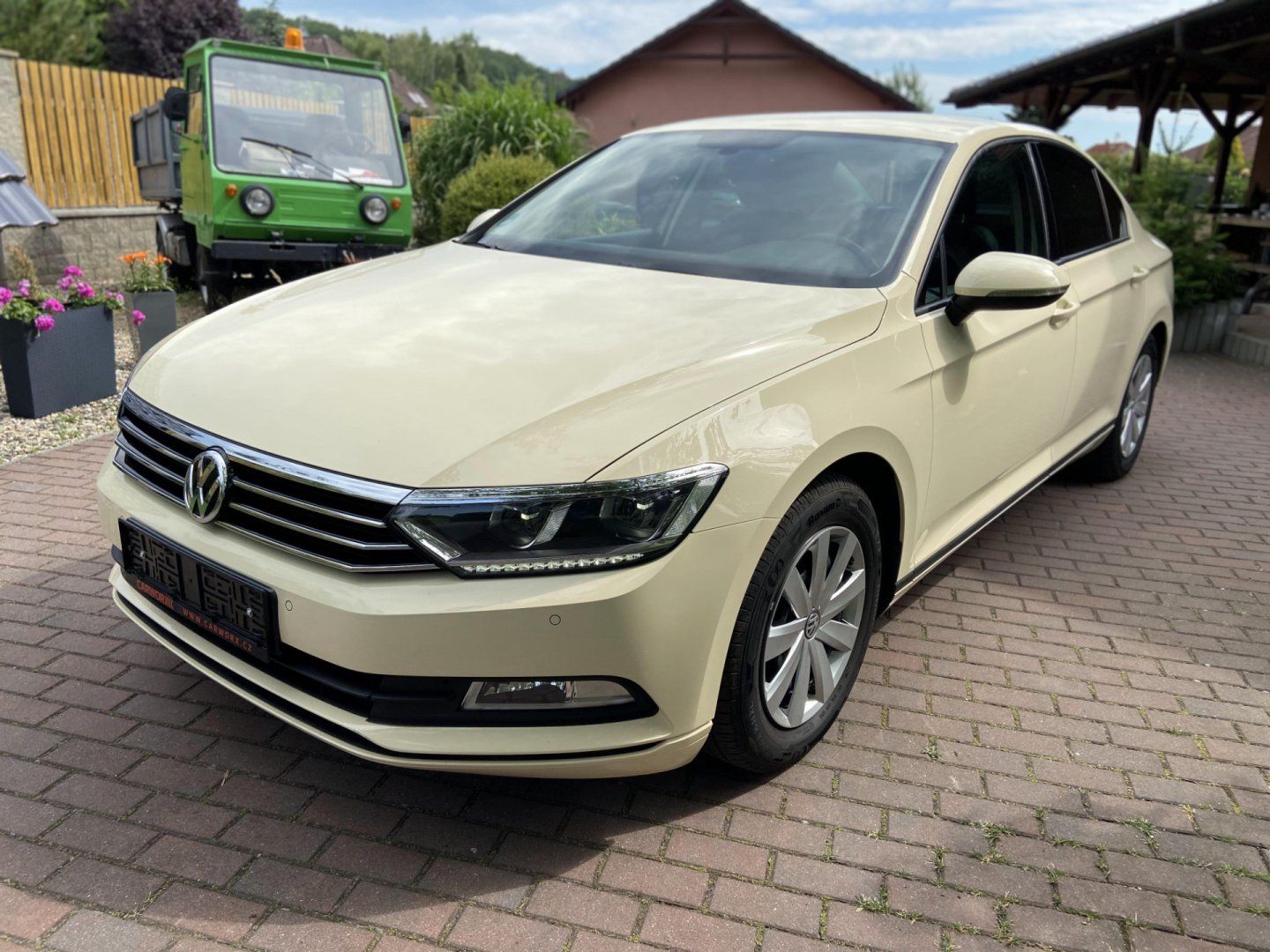 Volkswagen Passat, 2.0Tdi 110kw DSG - fotka 3
