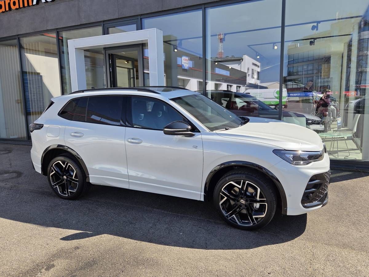 Volkswagen Tiguan, R-line 2.0 TSI 195 kW 4MOT - fotka 4