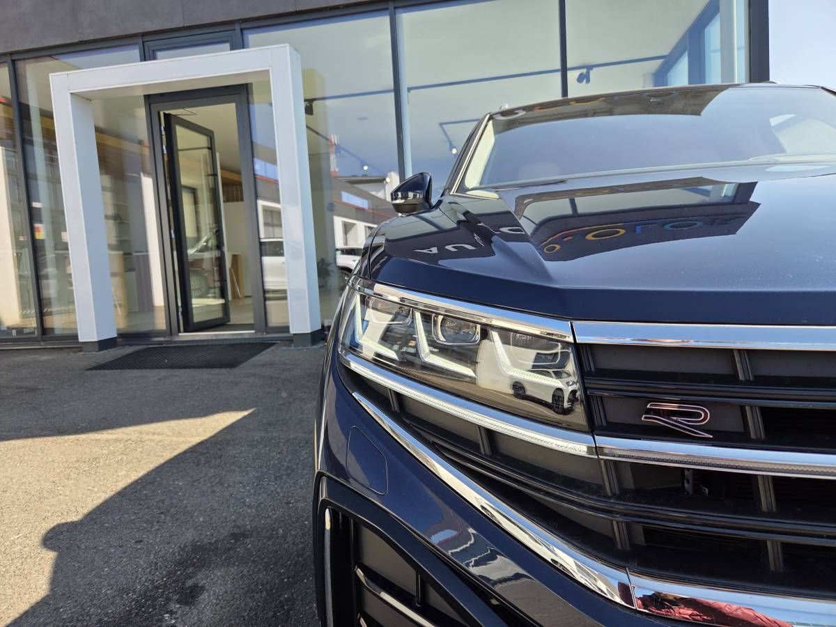 Volkswagen Touareg, R-Line 3.0 TDI 210 kW 4M - fotka 5