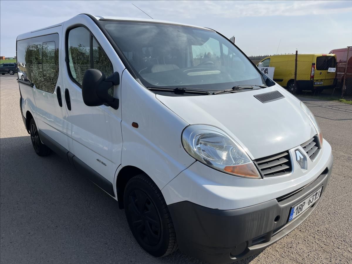Renault Trafic, 1.9 dCi 6.MÍST STK 11/2027 - fotka 3