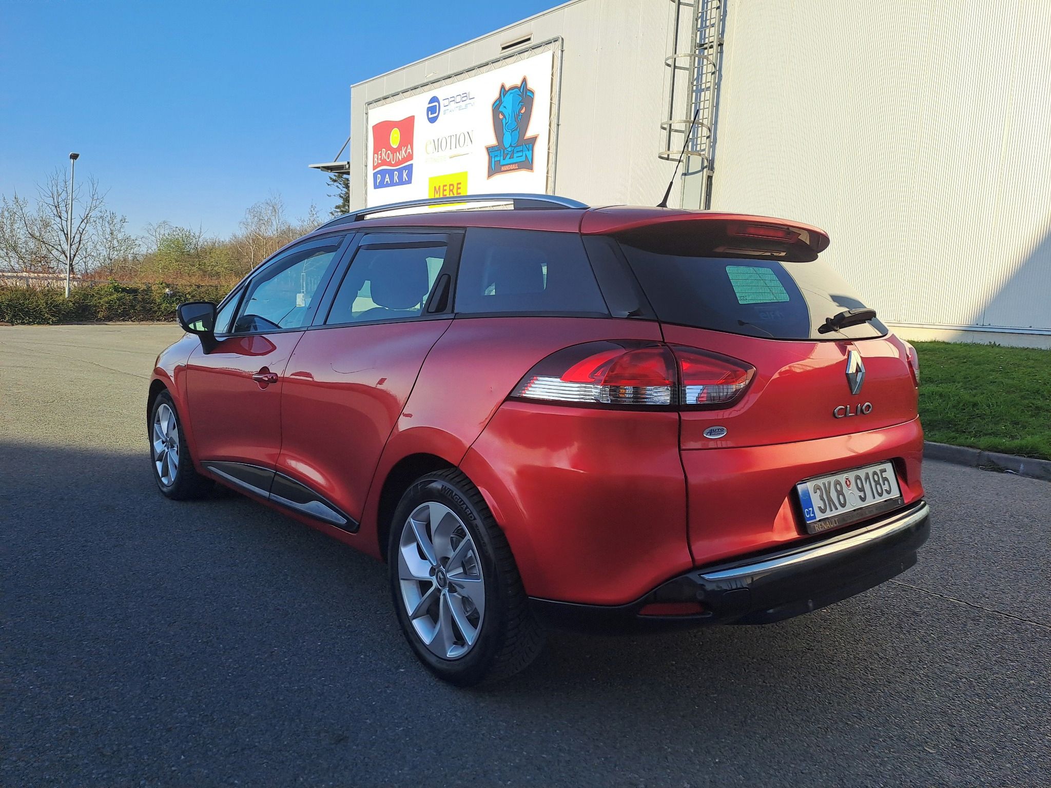 Renault Clio, 1.2i ČR 2.MAJ,LIMITED,CELOROK! - fotka 5