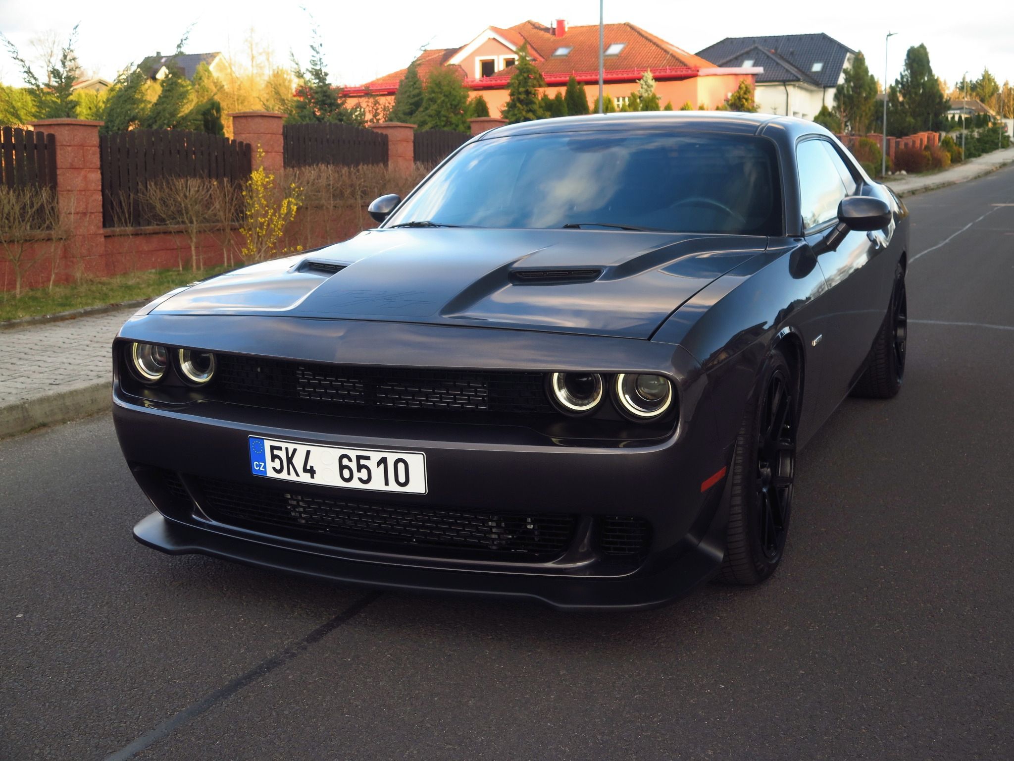 Dodge Challenger, 5.7 V8 - MANUAL - kůže - fotka 5